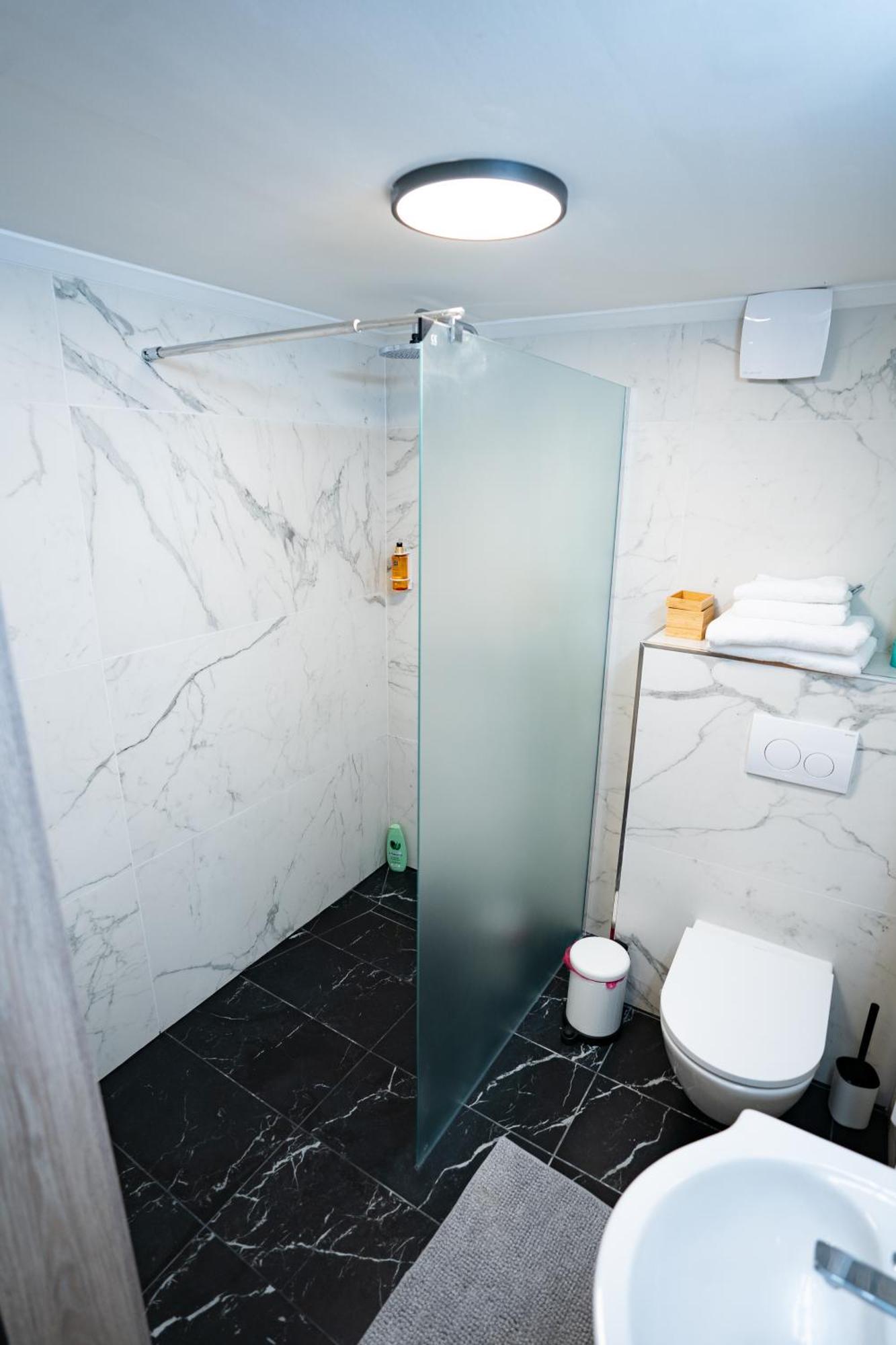 Downtown Double Room Deluxe With Joint Kitchen Budapeşte Dış mekan fotoğraf
